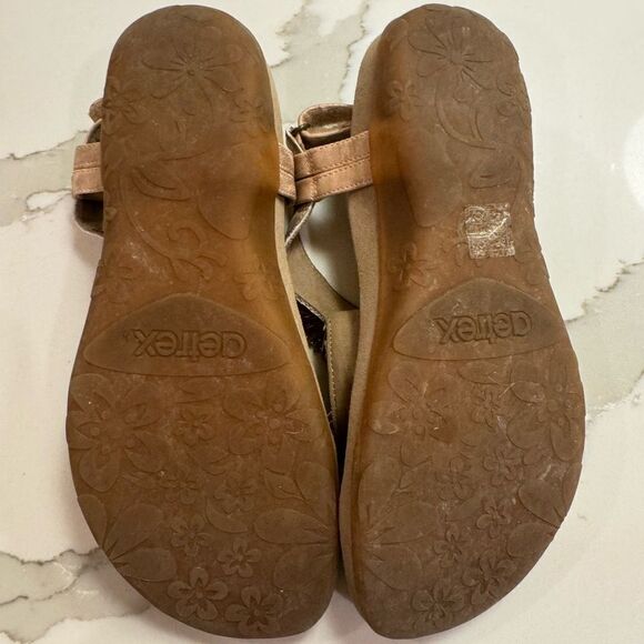 Aetrex Beaded sandals with arch support - Picture 4 of 6